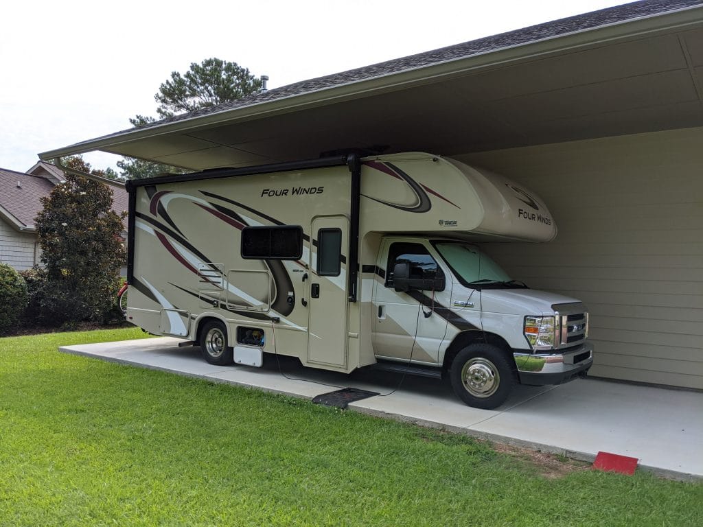 Thor RV with Prepped for solar